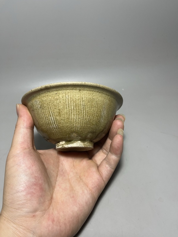 古玩陶瓷北宋金村窯刻花紋碗拍賣,當(dāng)前價(jià)格800元