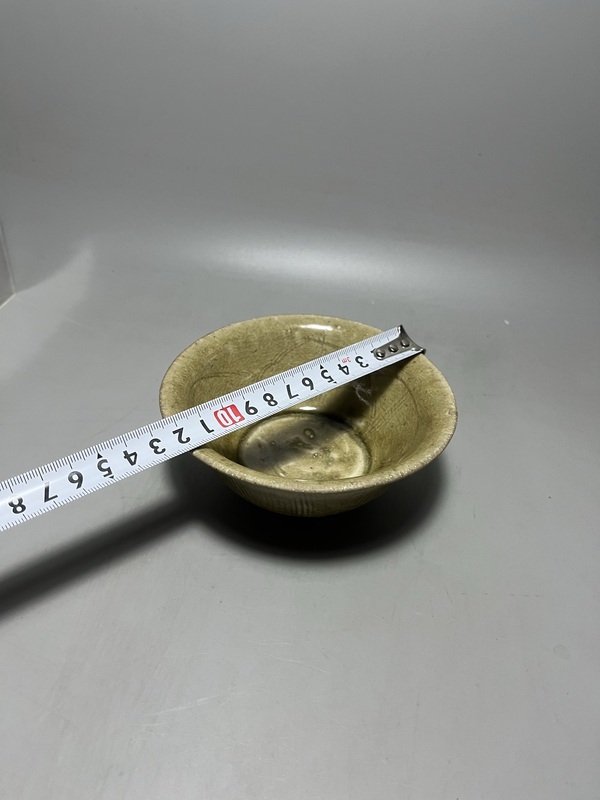 古玩陶瓷北宋金村窯刻花紋碗拍賣，當(dāng)前價(jià)格800元