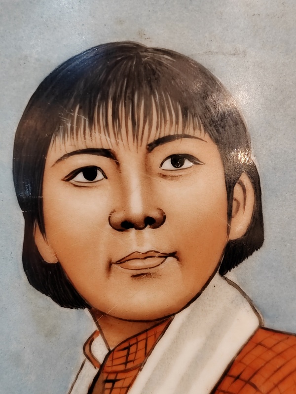 古玩陶瓷文革油畫(huà)彩人物盤(pán)口瓶拍賣(mài)，當(dāng)前價(jià)格15000元