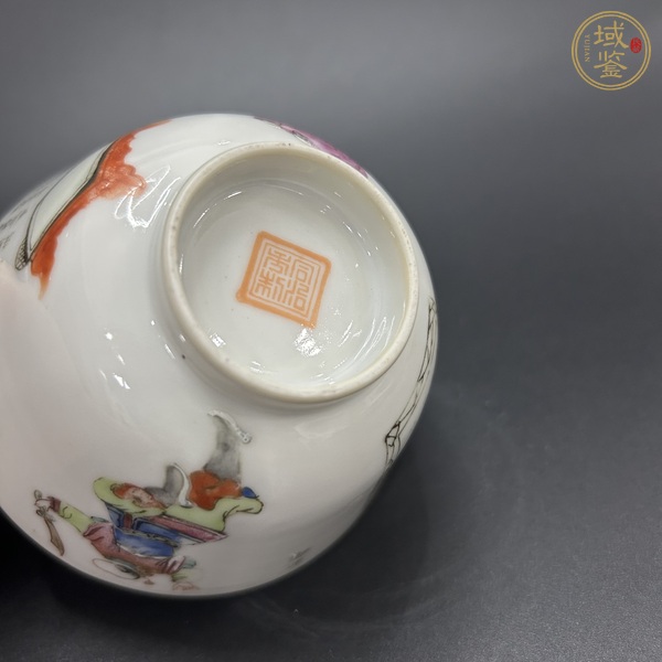 古玩陶瓷粉彩無雙譜人物花口杯真品鑒賞圖