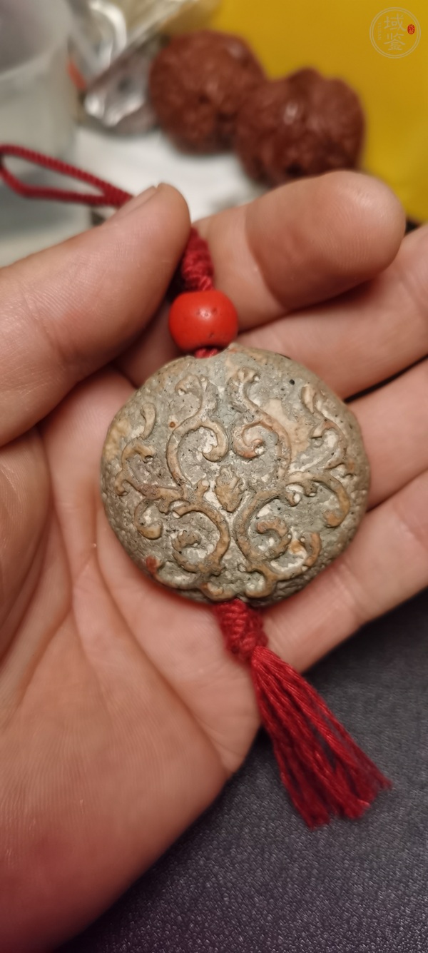 古玩玉器地方玉雕掛墜真品鑒賞圖