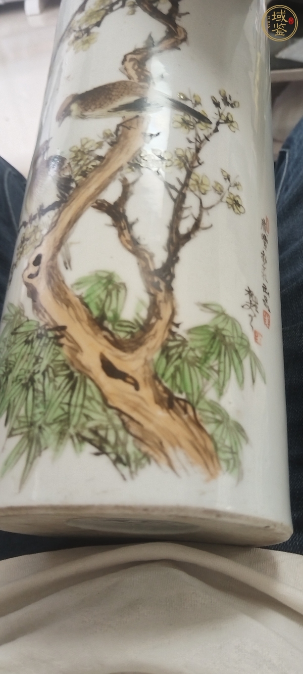 古玩陶瓷油粉彩花鳥紋帽筒真品鑒賞圖