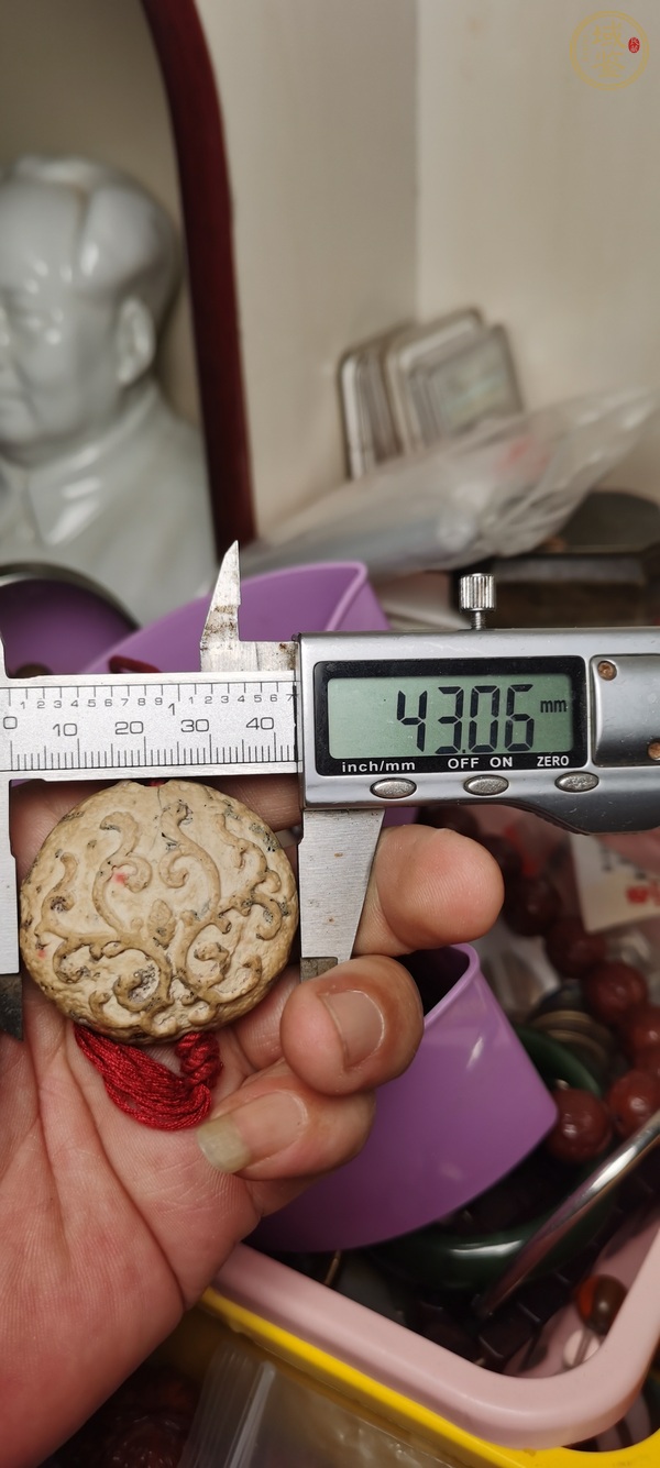 古玩玉器地方玉雕掛墜真品鑒賞圖