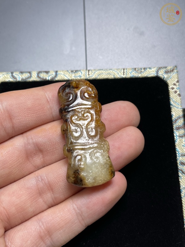 古玩玉器地方玉雕“斧形墜”真品鑒賞圖
