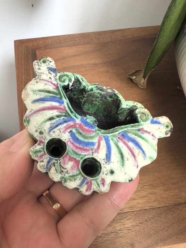 古玩陶瓷晚清粉彩蝴蝶型筆插拍賣，當(dāng)前價(jià)格1500元