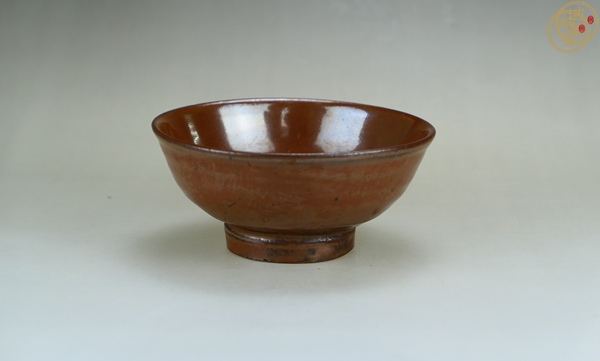 古玩陶瓷明代紫金釉高足碗真品鑒賞圖