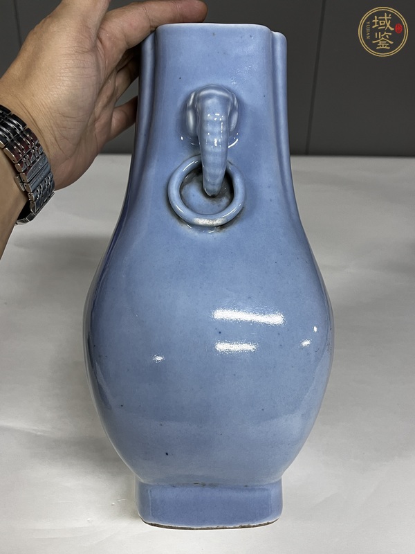 古玩陶瓷天藍釉象耳瓶真品鑒賞圖