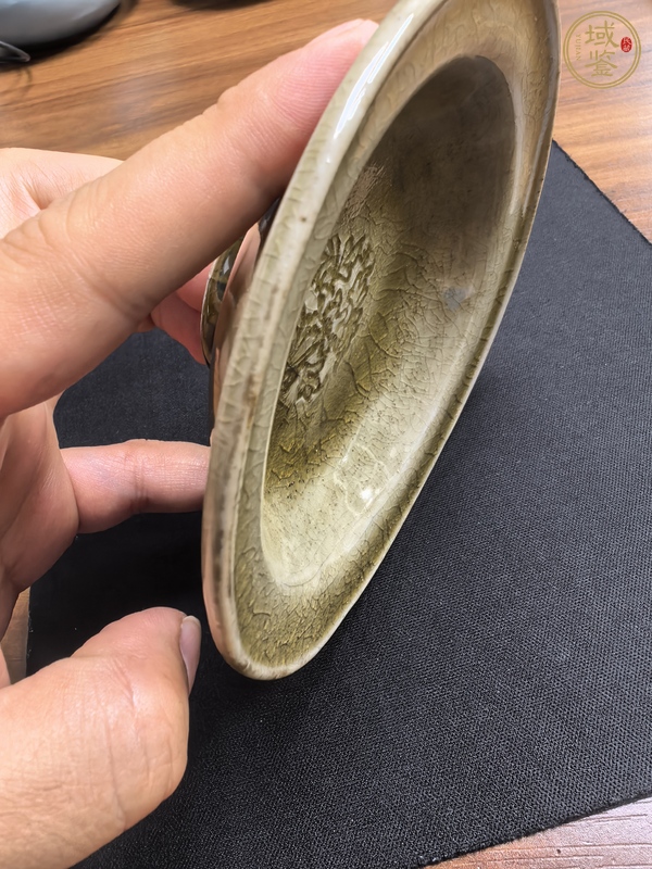 古玩陶瓷青瓷盤真品鑒賞圖