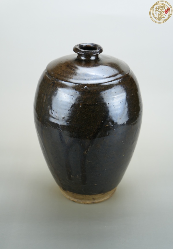 古玩黑釉梅瓶真品鑒賞圖