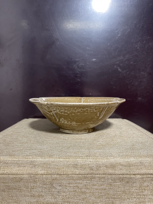 古玩陶瓷五代出筋碗拍賣，當(dāng)前價(jià)格4800元