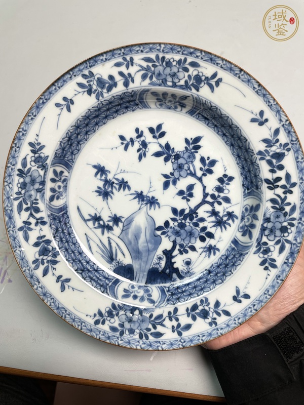 古玩康熙青花折沿盤真品鑒賞圖