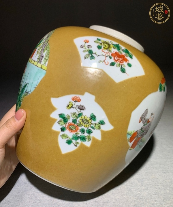 古玩陶瓷紫金釉開光五彩西廂記蓋罐真品鑒賞圖