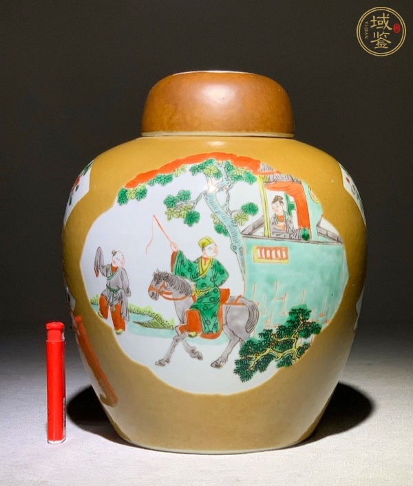 古玩陶瓷紫金釉開光五彩西廂記蓋罐真品鑒賞圖