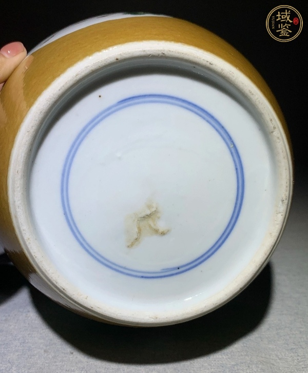 古玩陶瓷紫金釉開光五彩西廂記蓋罐真品鑒賞圖