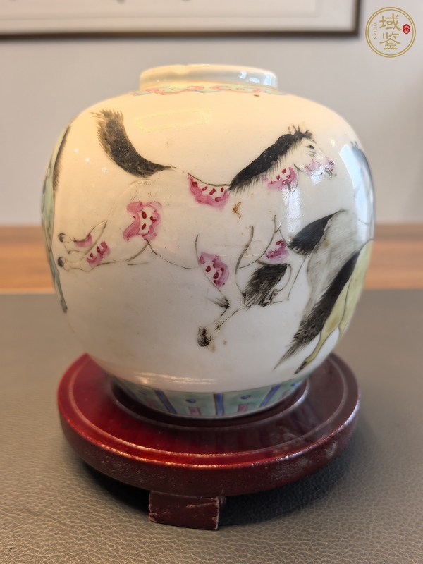 古玩陶瓷粉彩八駿圖茶葉罐真品鑒賞圖