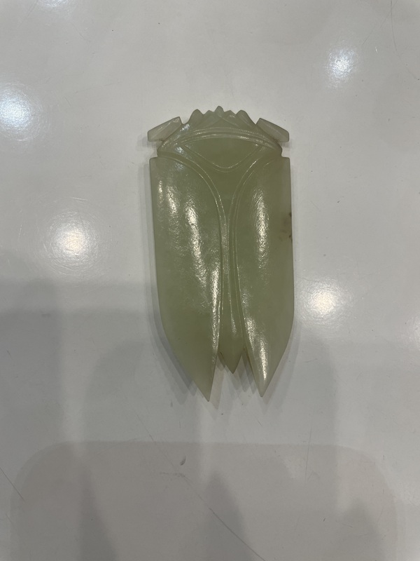 古玩轉(zhuǎn)賣狹義和田玉籽料蟬拍賣，當(dāng)前價格388元