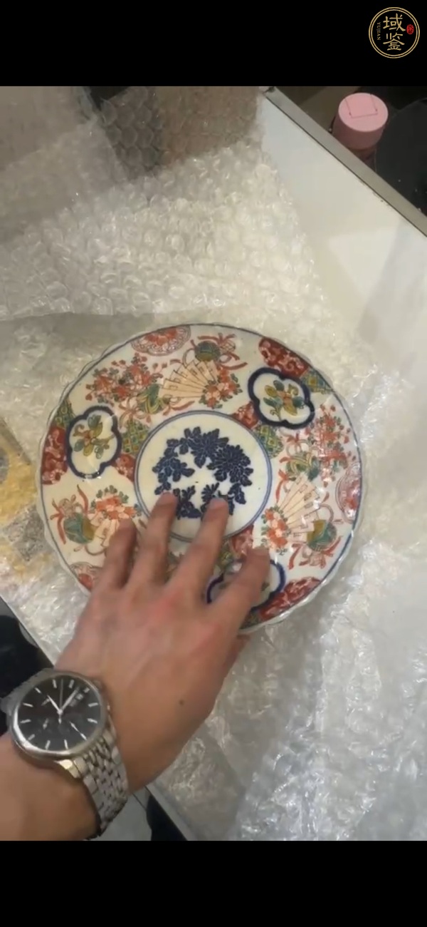 古玩陶瓷日本明治青花彩繪花卉紋盤真品鑒賞圖