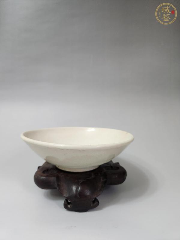 古玩陶瓷北宋早期白釉盞真品鑒賞圖
