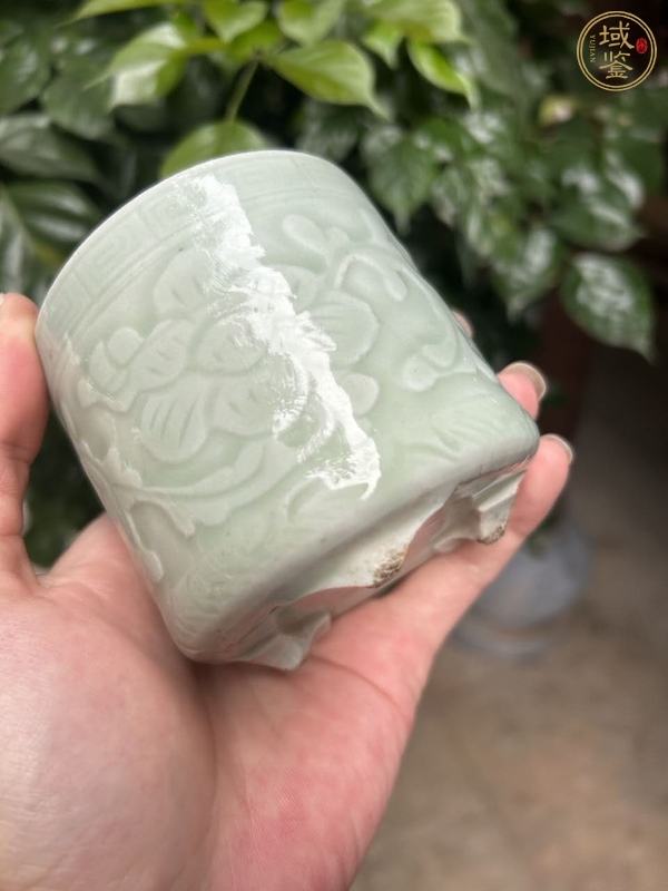 古玩陶瓷清中期 青釉刻花筒式香爐真品鑒賞圖