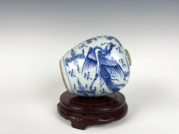 古玩陶瓷清雍正 · 青花鳳紋罐拍賣，當(dāng)前價格0元