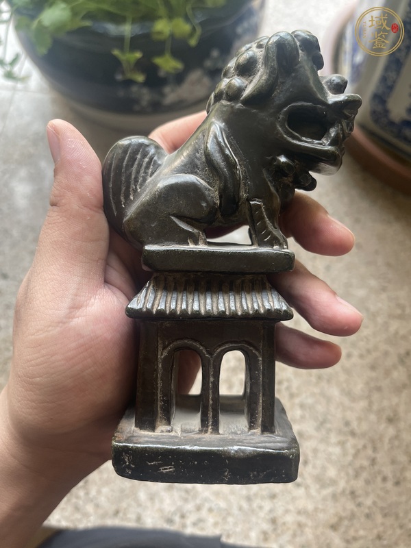 古玩玉器石雕“獅子”擺件真品鑒賞圖