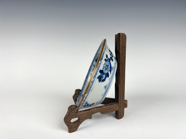 古玩陶瓷清康熙 · 洞石花卉洗拍賣，當(dāng)前價(jià)格158元