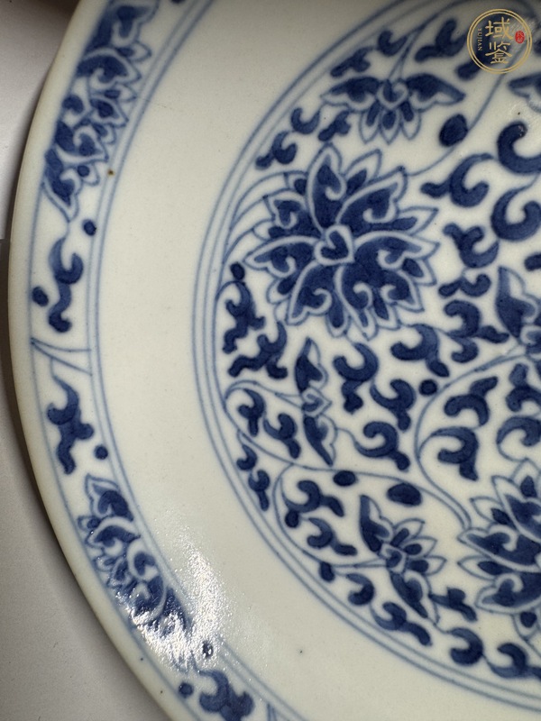 古玩陶瓷清道光青花纏枝花卉紋盤真品鑒賞圖