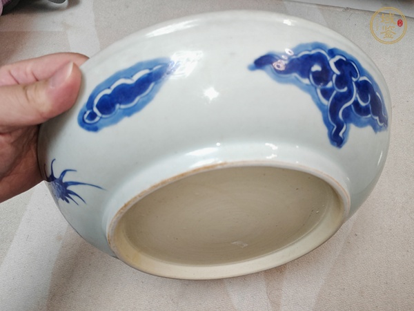 古玩過墻龍紋青花盤真品鑒賞圖