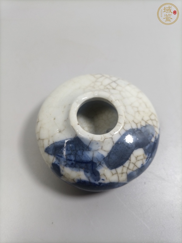 古玩陶瓷哥釉青花水盂真品鑒賞圖