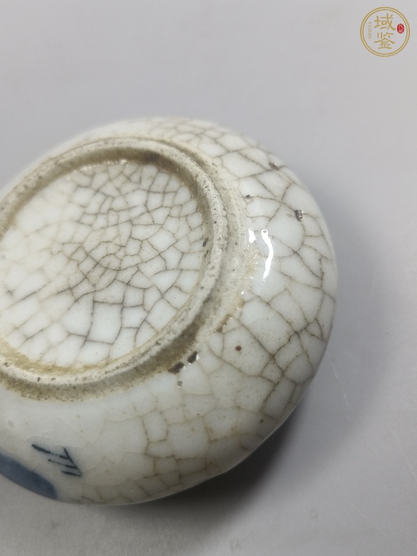 古玩陶瓷哥釉青花水盂真品鑒賞圖