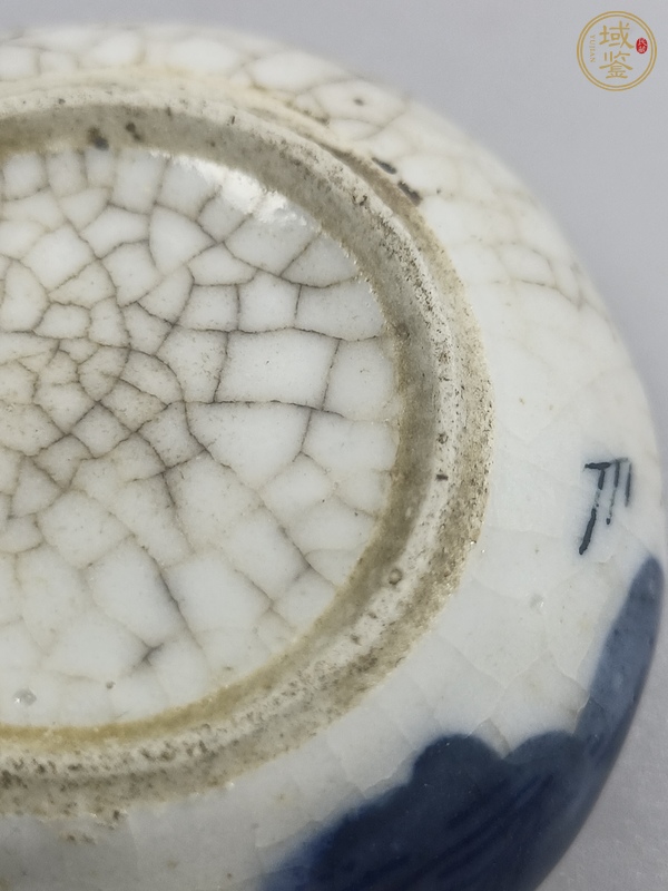 古玩陶瓷哥釉青花水盂真品鑒賞圖