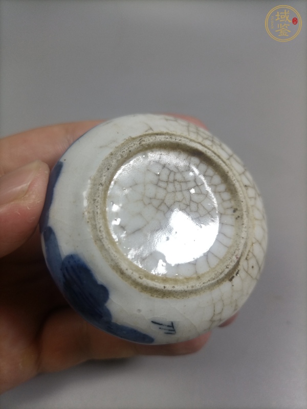 古玩陶瓷哥釉青花水盂真品鑒賞圖