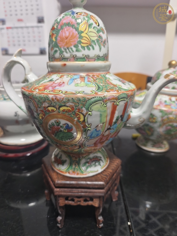 古玩咸豐廣彩壺真品鑒賞圖