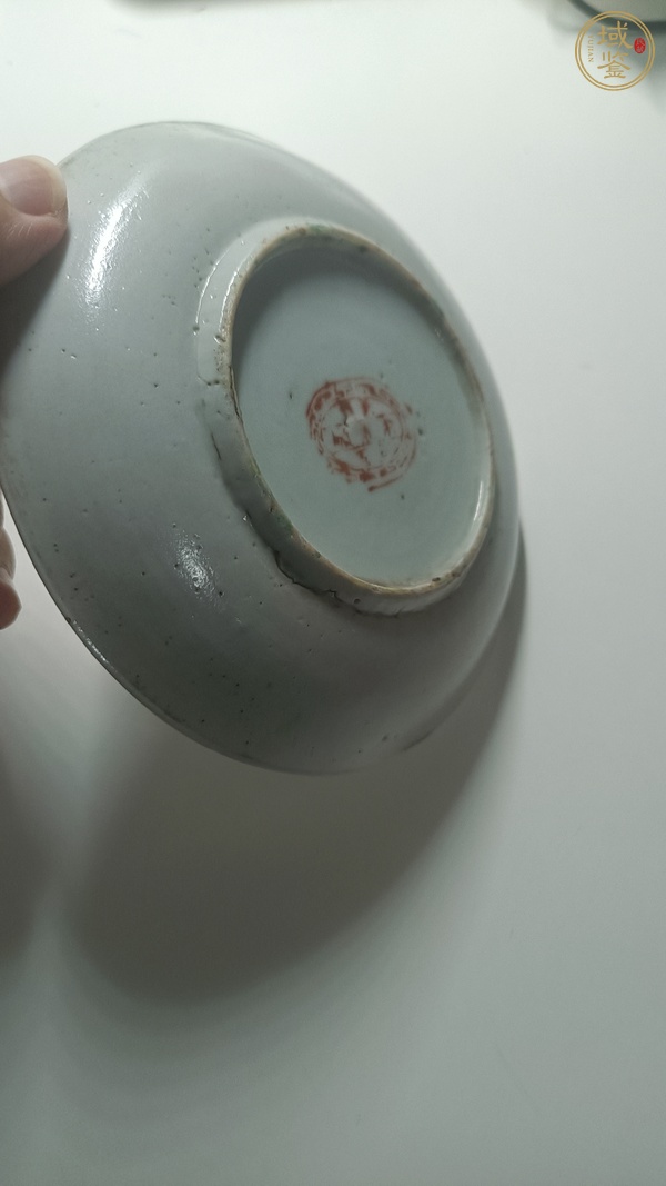 古玩陶瓷晚清四季花卉紋盤真品鑒賞圖