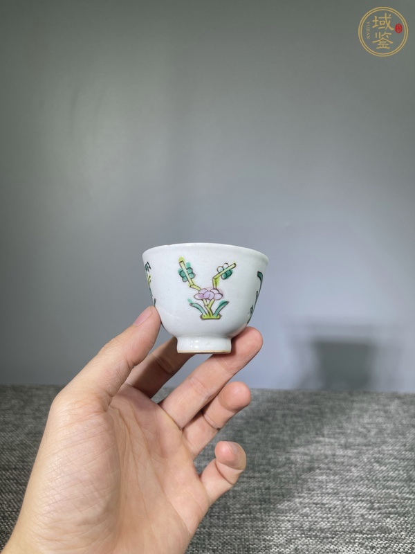 古玩陶瓷粉彩四君子圖仰鐘杯真品鑒賞圖