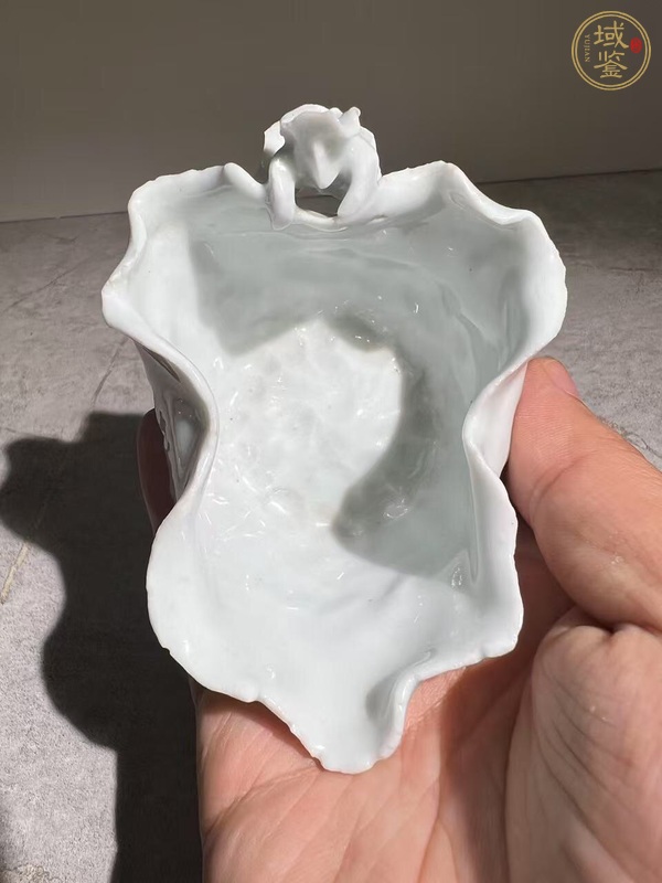 古玩陶瓷白釉荷葉杯真品鑒賞圖
