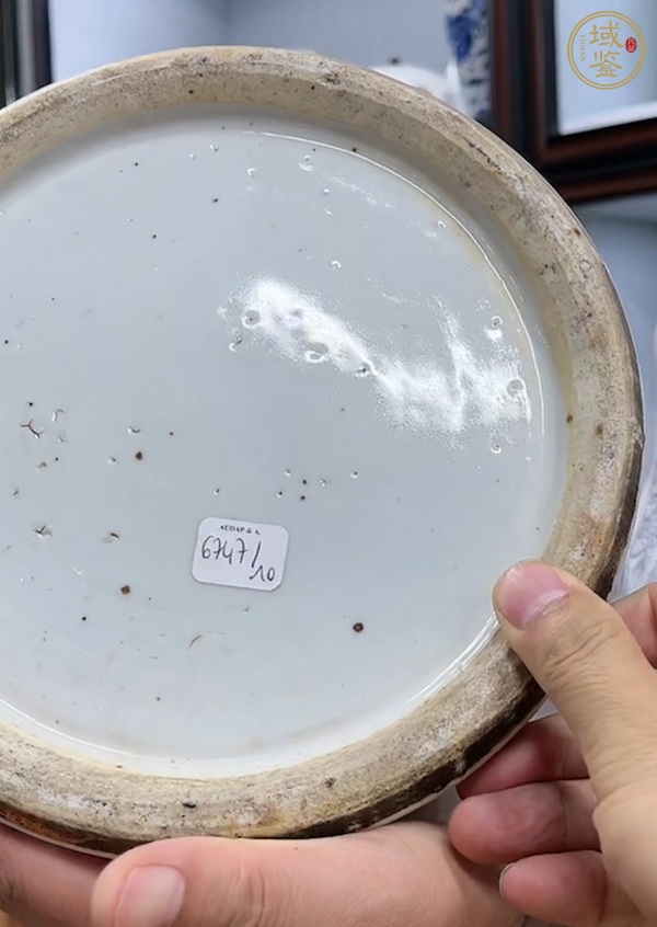 古玩陶瓷淺絳彩人物紋大瓶真品鑒賞圖