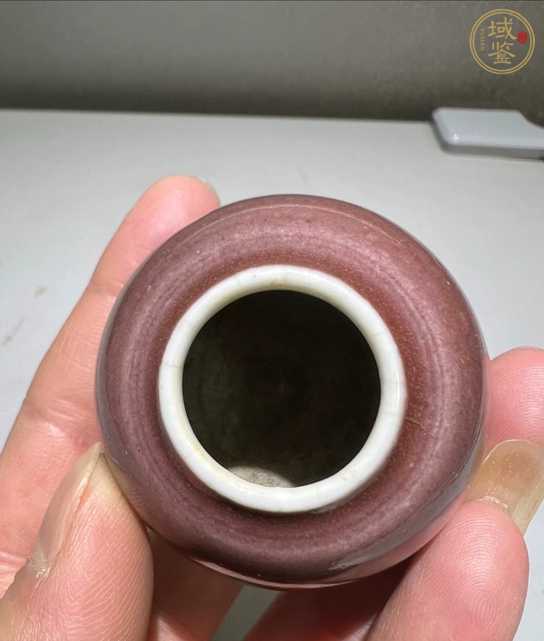 古玩陶瓷紅釉水盂真品鑒賞圖