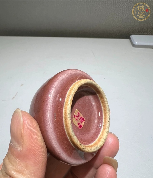 古玩陶瓷紅釉水盂真品鑒賞圖