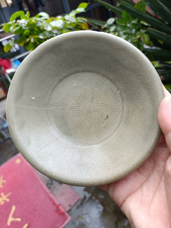 古玩陶瓷館藏級(jí)北宋龍泉青瓷刻花洗拍賣(mài),當(dāng)前價(jià)格299元