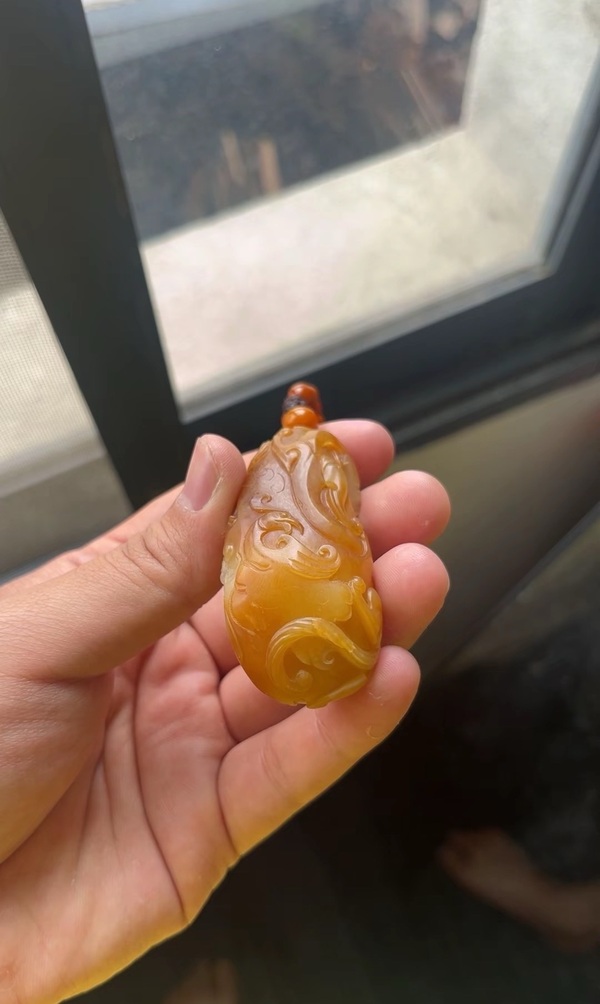 古玩轉(zhuǎn)賣天然和田玉雕件拍賣，當(dāng)前價(jià)格268元