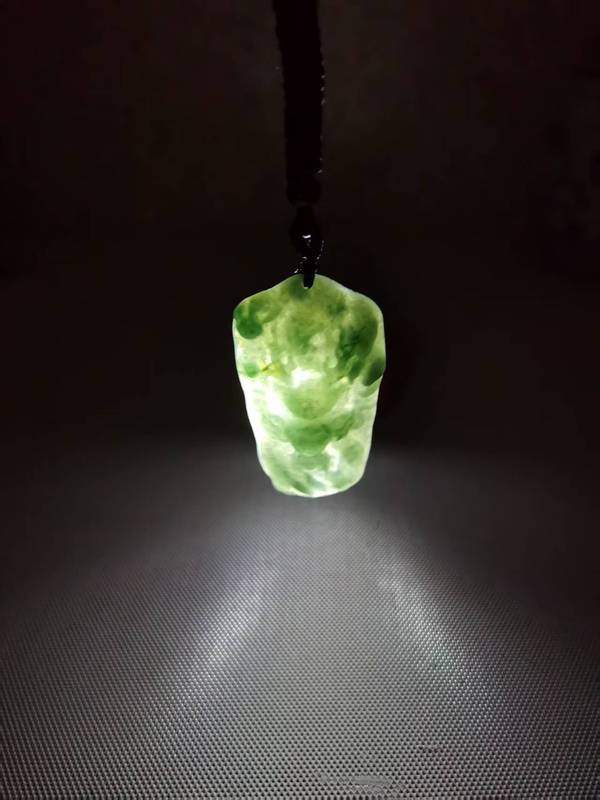 古玩玉器天然翡翠雕“龍牌”拍賣，當前價格298元