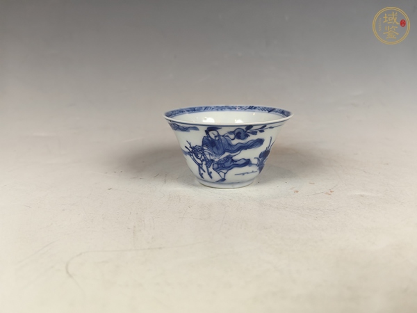 古玩陶瓷清康熙東方朔偷桃人物故事紋青花主人杯真品鑒賞圖