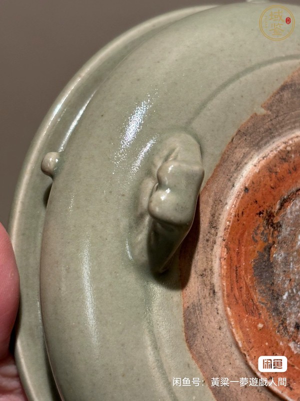 古玩陶瓷龍泉窯青釉香爐真品鑒賞圖