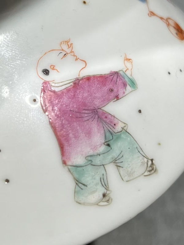 古玩陶瓷晚清粉彩嬰戲?qū)m燈底座拍賣，當(dāng)前價格4580元