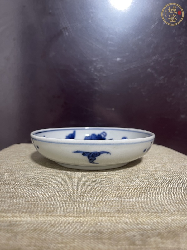 古玩陶瓷青花洞石花卉紋盤真品鑒賞圖