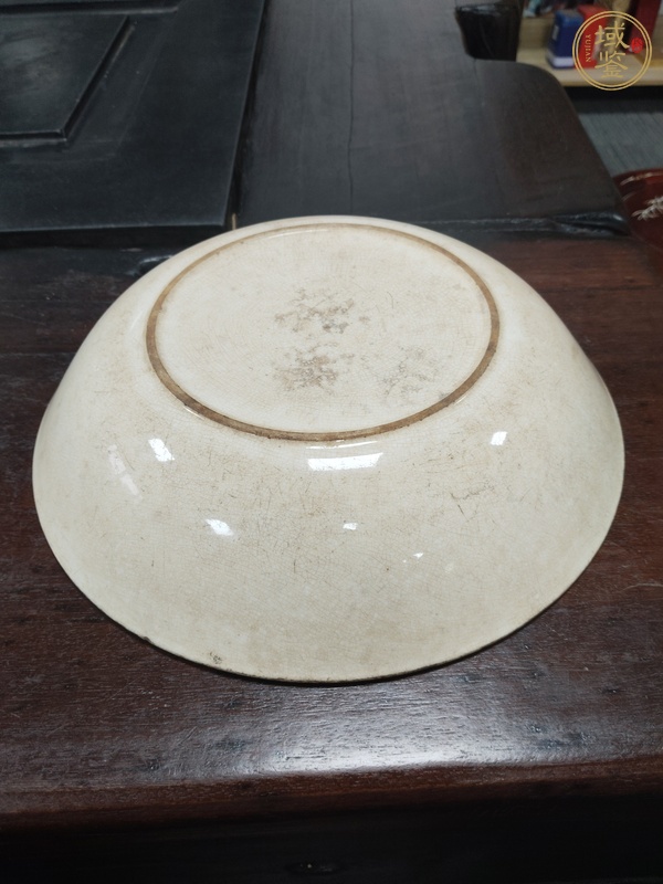 古玩陶瓷白釉盤真品鑒賞圖
