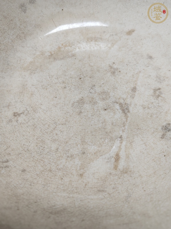 古玩陶瓷白釉盤真品鑒賞圖