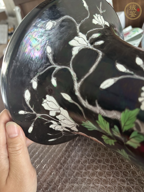 古玩陶瓷墨地五彩花觚真品鑒賞圖