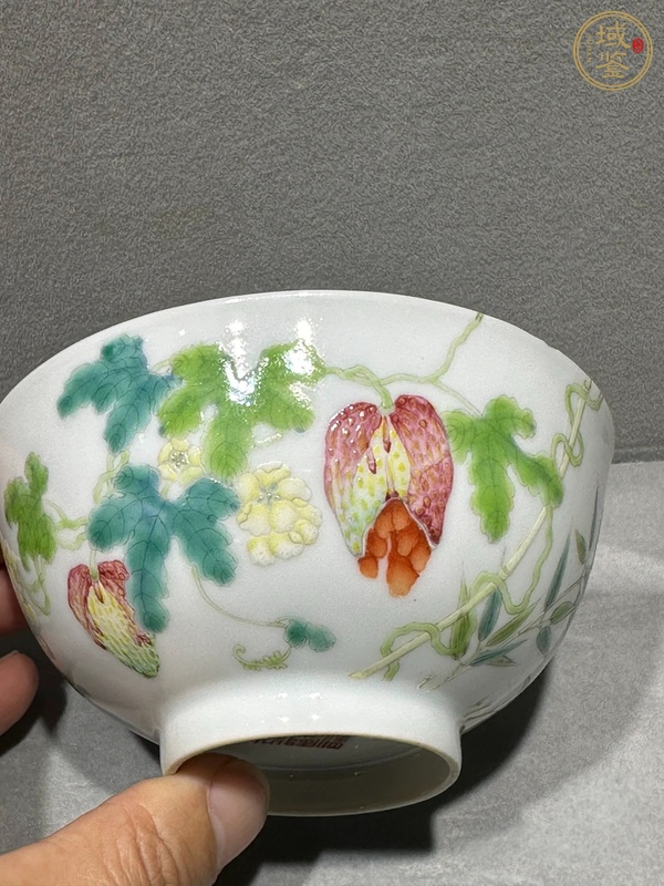 古玩陶瓷粉彩癩瓜碗真品鑒賞圖